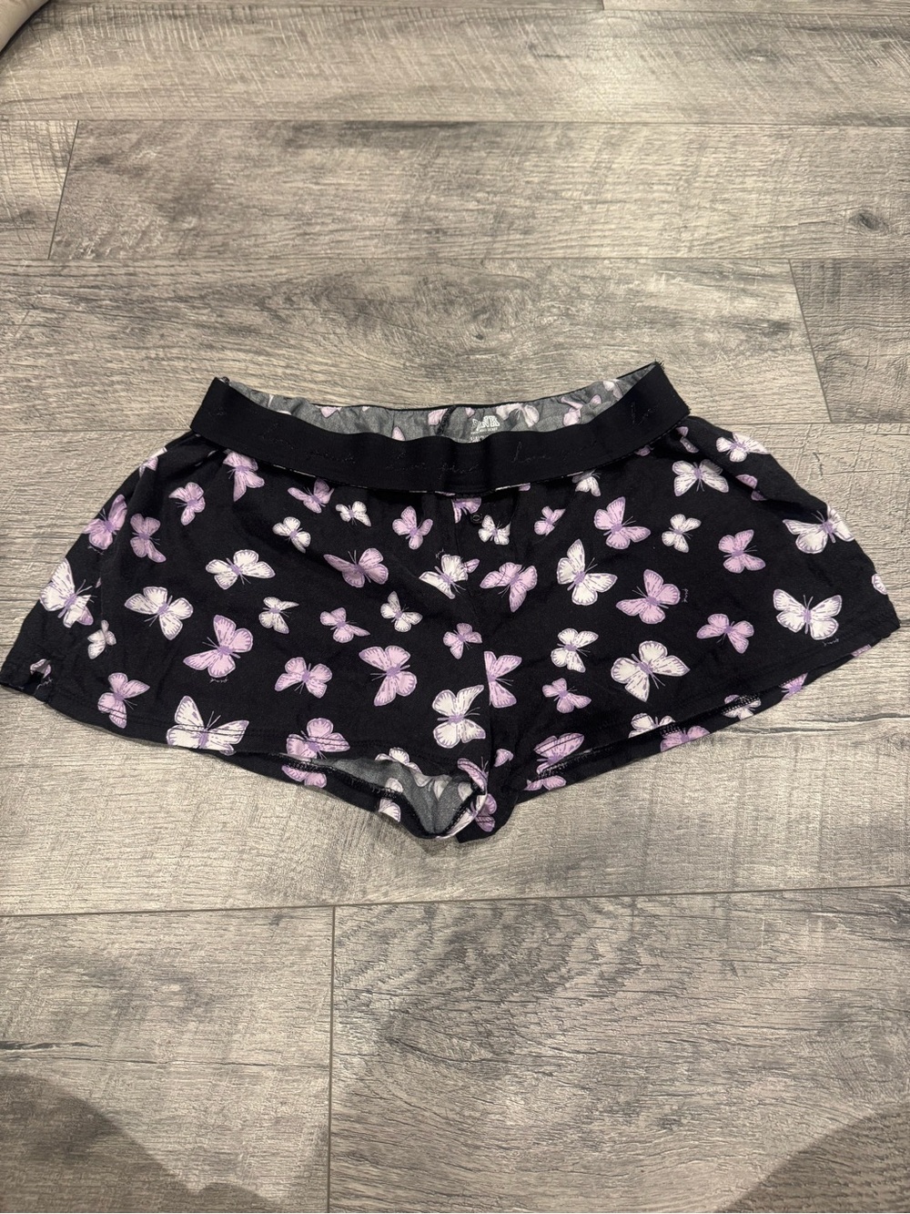PINK Victoria's Secret Butterfly Print Sleep Shorts Black Button Mid Rise S